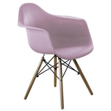 Poltroncina da sala d'attesa dal design elegante ed ergonomico. Rivestimento seduta in rosa, bianco e grigio di alta qualità e base con struttura di legno.  CARATTERISTICHE: Dimensioni: 65.5x64x83 cm Dimensioni base: 65.5x64x45.5 cm Colori: Bianco (IDMHOMECH002WH), Rosa (IDMHOMECH002PI) e Grigio (IDMHOMECH002GREY).