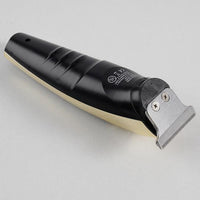 CARATTERISTICHE: Motore: 1700 giri min. Batteria: 600 mha. Durata: 90 min. Tempo di ricarica: 90 min. Cordless: Si. Materiali: Plastica. Colore: Oro e argento. Lama: inox regolabile con rialzi . Rialzi: Si, 4 rialzi (1.5, 3, 6 e 9 mm).. Utilizzabile con e senza filo: Si Display: Si.